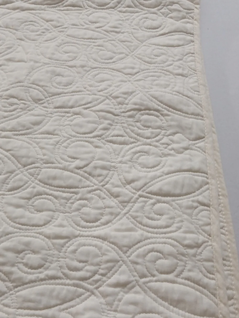 Laura Ashley Queen Quilt